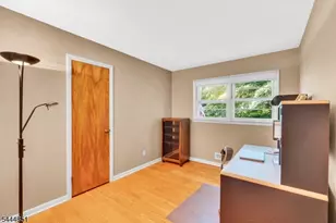 28 Southard Pl, Bernards Township, NJ 07920 - Photo 15