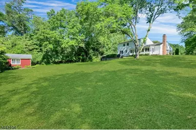 681 Chestnut St, Long Hill Township, NJ 07980 - Photo 27