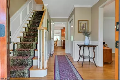 681 Chestnut St, Long Hill Township, NJ 07980 - Photo 3