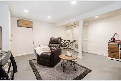 140 Maplewood Ave, Clifton, NJ 07013 - Photo 21