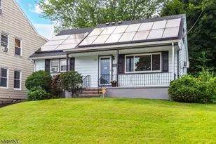 140 Maplewood Ave, Clifton, NJ 07013 - Photo 3