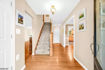 68 Fieldstone Pl, Wayne, NJ 07470 - Photo 5