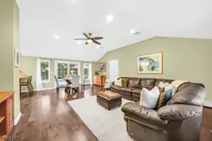 68 Fieldstone Pl, Wayne, NJ 07470 - Photo 17