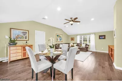 68 Fieldstone Pl, Wayne, NJ 07470 - Photo 15