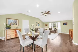 68 Fieldstone Pl, Wayne, NJ 07470 - Photo 15