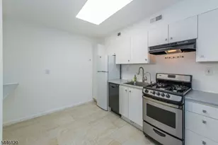 467 Valley St, Maplewood, NJ 07040 - Photo 23