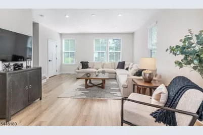 6 Saw Mill Cir, Hackettstown, NJ 07840 - Photo 11