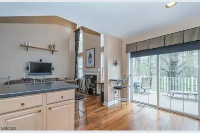 84 Constitution Way Ondo, Bernards Township, NJ 07920 - Photo 7