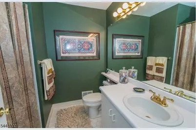 84 Constitution Way Ondo, Bernards Township, NJ 07920 - Photo 15