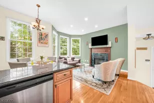 15 Nuthatcher Ct, Wayne, NJ 07470 - Photo 5