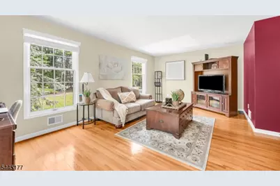 15 Nuthatcher Ct, Wayne, NJ 07470 - Photo 11