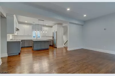 38 Apt1 Forest St #1, Montclair, NJ 07042 - Photo 3