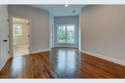 38 Apt1 Forest St #1, Montclair, NJ 07042 - Photo 5