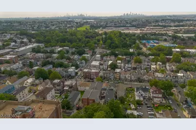 35 Woodside Pl, Newark, NJ 07104 - Photo 29