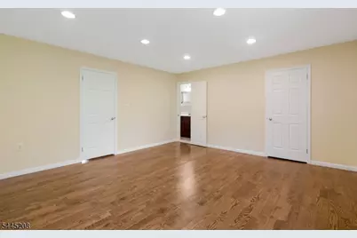 182 Wildflower Ln, Hillsborough Township, NJ 08844 - Photo 17