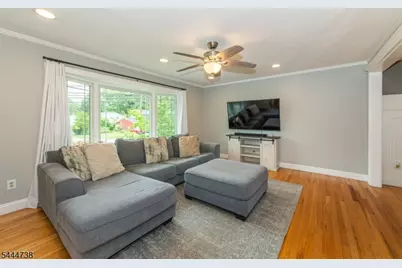 177 Clover Hill Dr, Mount Olive, NJ 07836 - Photo 3