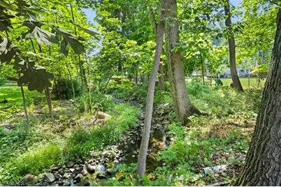 34 Orchard Sq, Caldwell, NJ 07006 - Photo 31