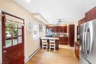 34 Orchard Square, Caldwell, NJ 07006 - Photo 11