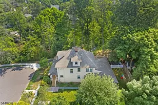 34 Orchard Square, Caldwell, NJ 07006 - Photo 35
