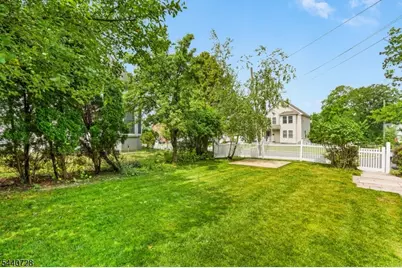 34 Orchard Sq, Caldwell, NJ 07006 - Photo 29