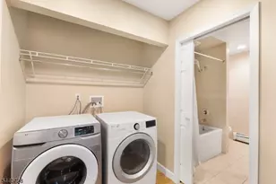 34 Orchard Square, Caldwell, NJ 07006 - Photo 17