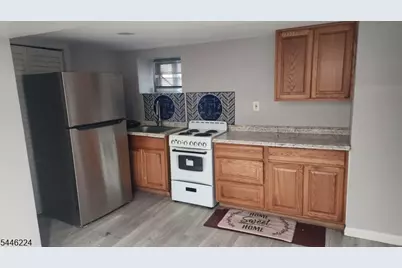231 Amherst St, East Orange, NJ 07018 - Photo 9