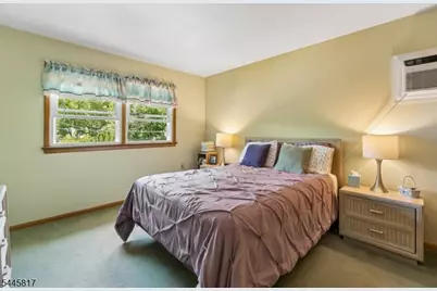 4 Dogwood Ter, Wayne, NJ 07470 - Photo 11