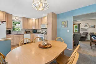 4 Dogwood Terrace, Wayne, NJ 07470 - Photo 9