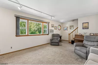 4 Dogwood Ter, Wayne, NJ 07470 - Photo 5
