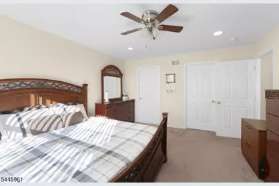 158 Autumn Ridge Rd, Parsippany, NJ 07950 - Photo 21