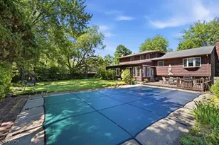 16 Arnold Dr, Parsippany, NJ 07054 - Photo 27