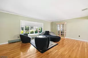 16 Arnold Dr, Parsippany, NJ 07054 - Photo 7