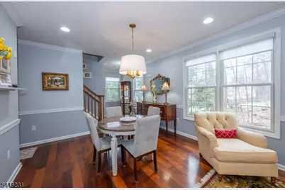 1 Ashley Ct, Hawthorne, NJ 07506 - Photo 3