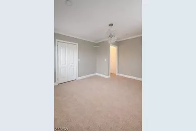 186 Christie Ave, Clifton, NJ 07011 - Photo 5