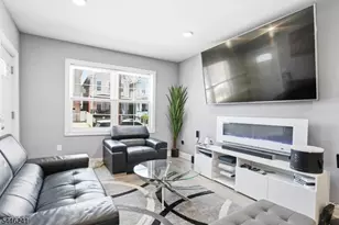 469 Henry St, Elizabeth, NJ 07201 - Photo 7