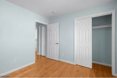 219-221 Clinton Pl, Newark, NJ 07112 - Photo 9