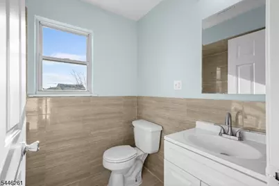 219-221 Clinton Pl, Newark, NJ 07112 - Photo 17