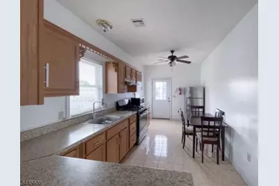 560 Forest St #2, Kearny, NJ 07032 - Photo 5