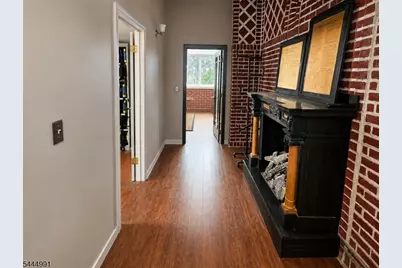 186 Clinton Ave #1, Newark, NJ 07108 - Photo 7