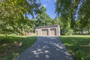 104 Church Rd, Holland Township, NJ 08848 - Photo 3