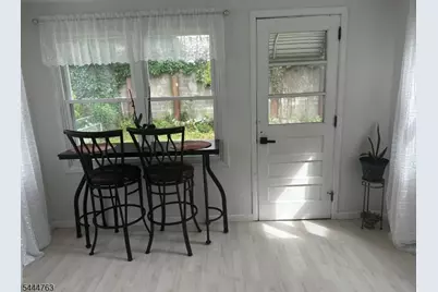 35 Montclair Ave, Clifton, NJ 07011 - Photo 13