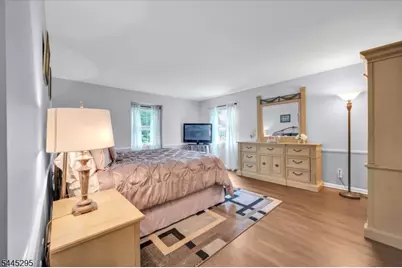 891 Sherwood Rd, Bridgewater, NJ 08807 - Photo 27