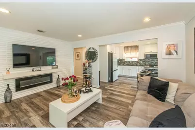 56 Garden Ave #2, Woodland Park, NJ 07424 - Photo 7