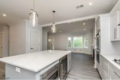 142 Passaic Ave, Roseland, NJ 07068 - Photo 9