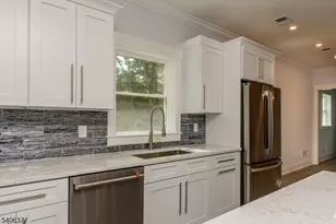 142 Passaic Ave, Roseland, NJ 07068 - Photo 13