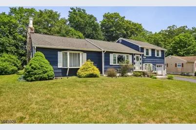50 School Ave, East Hanover Township, NJ 07936 - Photo 3