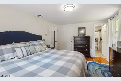 50 School Ave, East Hanover Township, NJ 07936 - Photo 17