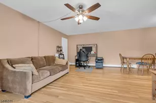 38 Deanna Dr, Hillsborough Township, NJ 08844 - Photo 5