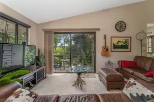 35 N Slope, Union Township, NJ 08809 - Photo 11
