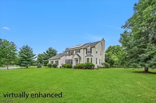 39 Meadowview Dr, Lopatcong Township, NJ 08865 - Photo 3